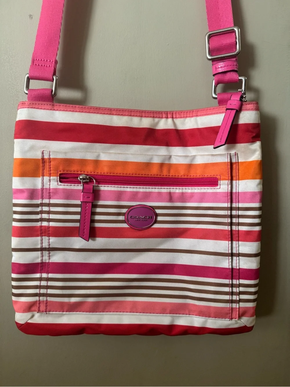 Coach authentic getaway